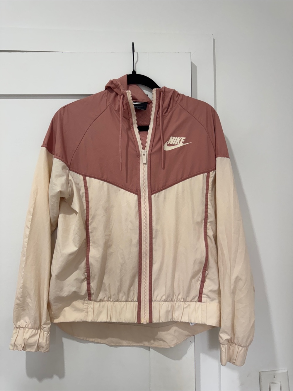 Nike Two-Tone Hooded Bomber Jacket - Rosewood & Cream